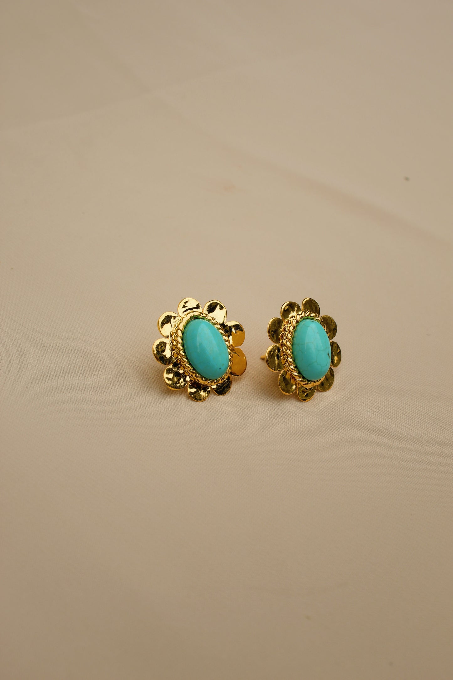 Aretes Flor Turquesa